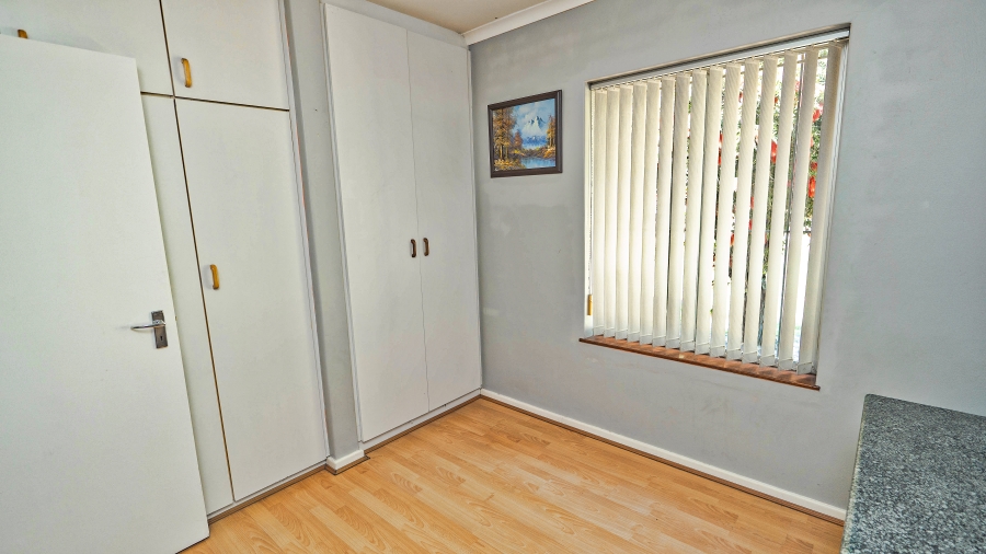 3 Bedroom Property for Sale in Welgelegen 3 Western Cape